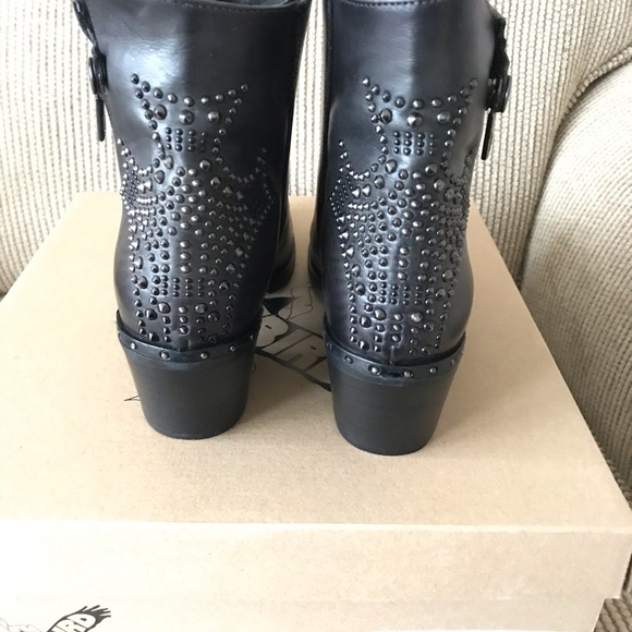 FREEBIRD LUCY STUDDED GREY BOOTIE - Picture 3 of 14